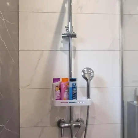 Deluxe * Ливно